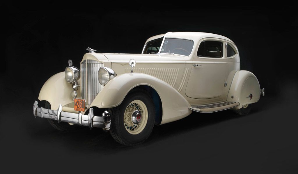 1934 Packard Twelve Model 1106 Coupe, Collection of Bob and Sandra Bahre, Oxford, ME
Image © Peter Harholdt