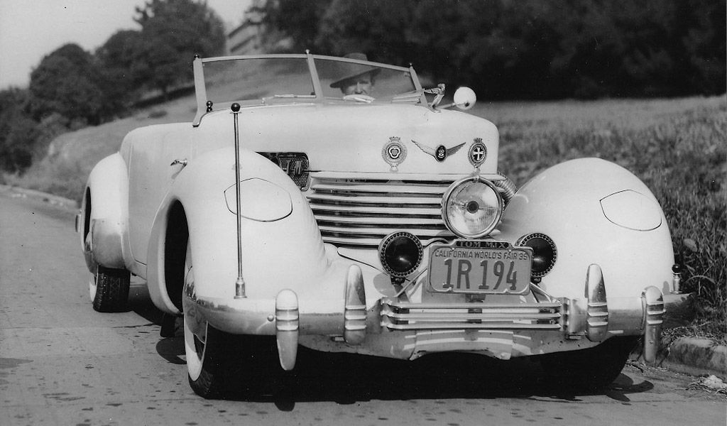 1937 Cord 812 Phaeton Tom Mix (vintage roadside), courtesy of Bob White, Scottsdale AZ