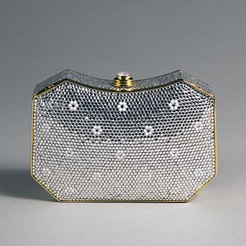 Daisy Design Clutch, 1987, Swarovski crystals, gold-plated metal, Gift of Rosalie K. and Sydney Shaftman, 2008.027