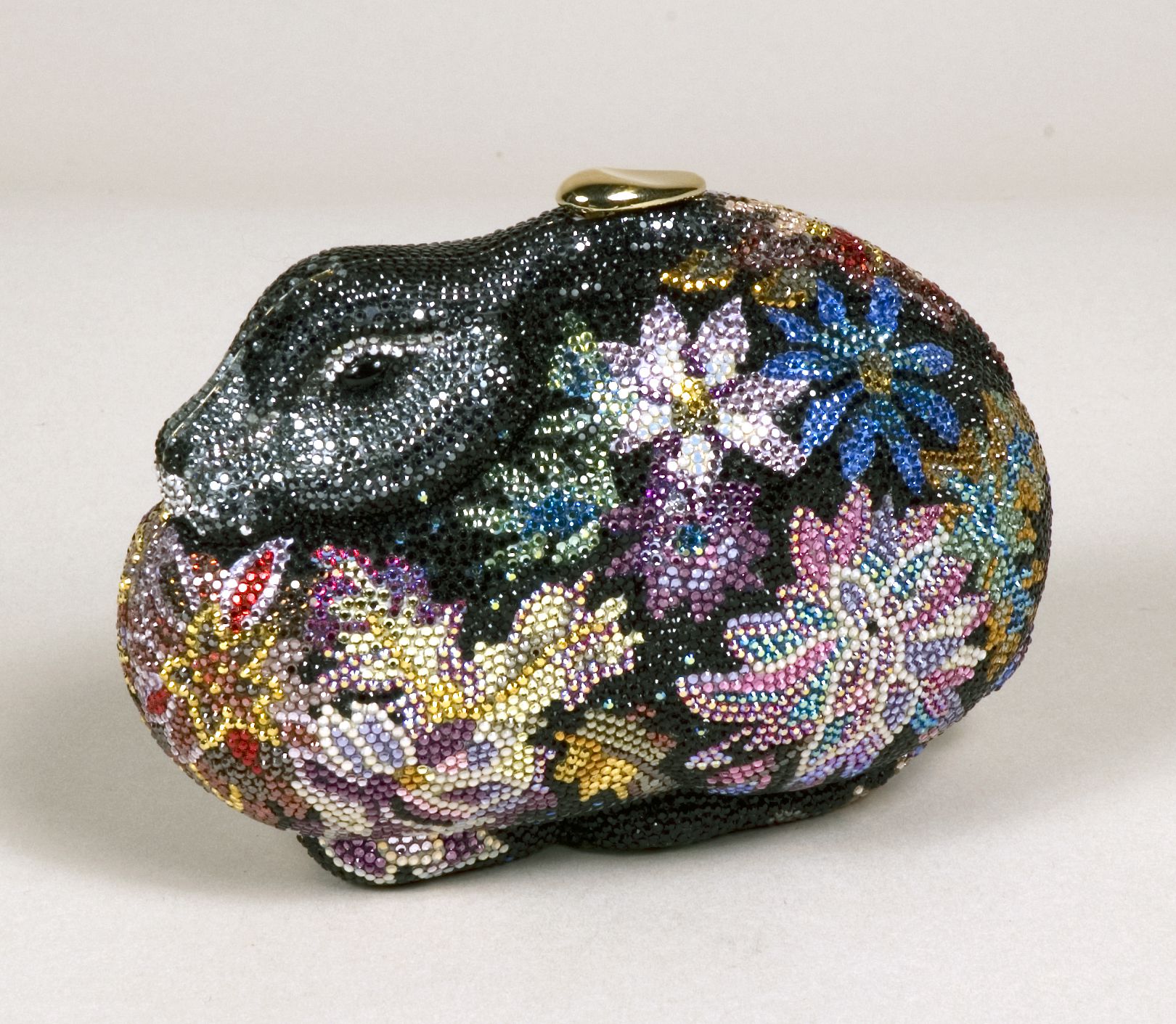 Rabbit clutch inlayed with colorful stones