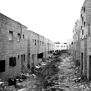 Efrat Shvily, Untitled (Ma’aleh Adumim) (detail), 1998. Archival print from black and white negative. Courtesy of the Artist and Sommer Contemporary Art