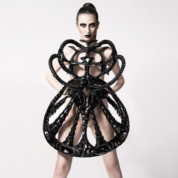 Laura Thapthimkuna, Vortex Dress, 2018, 3D printed polymer, Courtesy of the artist