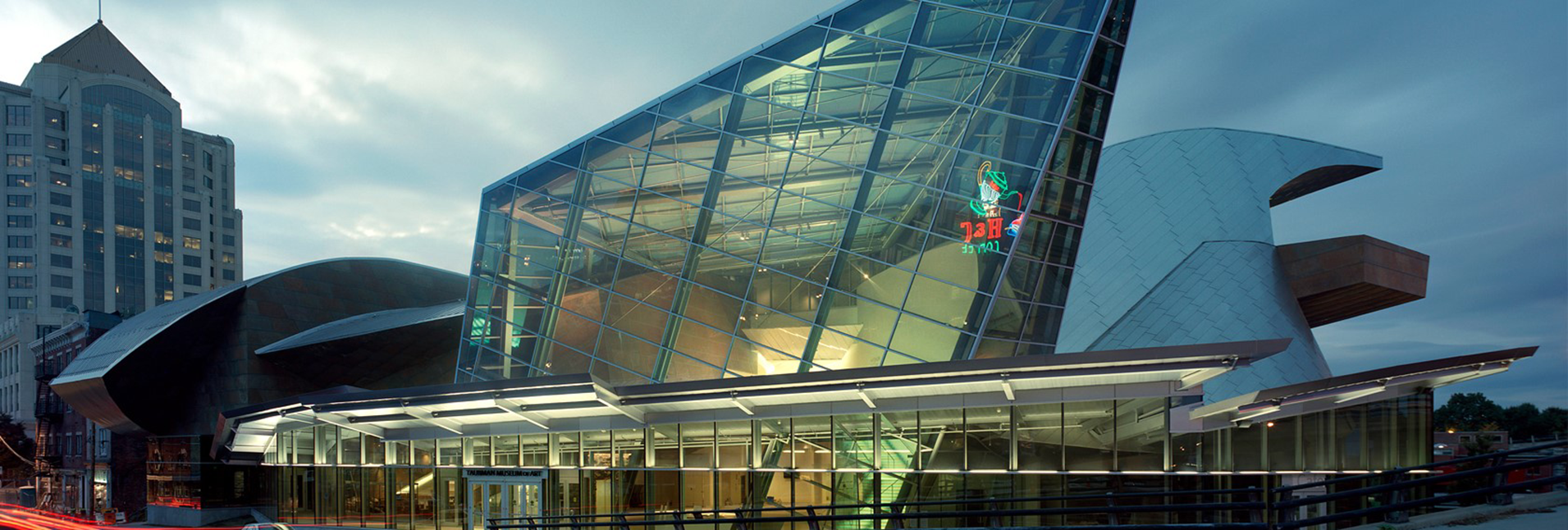 Taubman Museum Main Banner